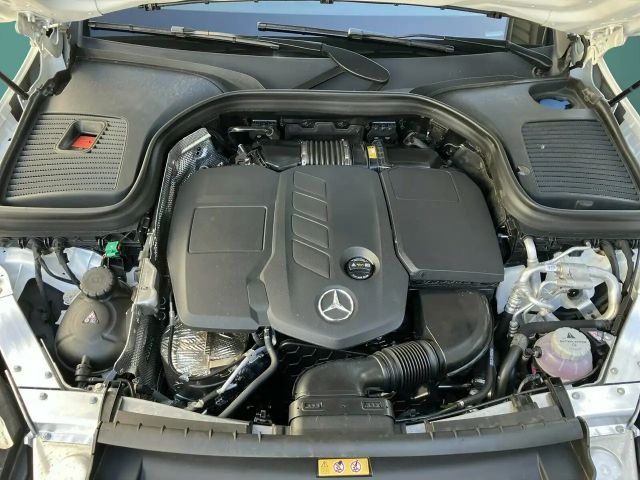 Mercedes-Benz GLC 300 4MATIC AMG Line