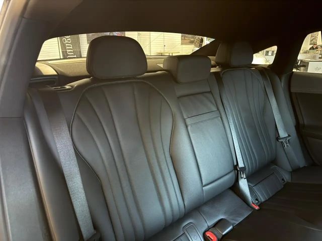 Mercedes-Benz EQE 300 AMG Line Sedan