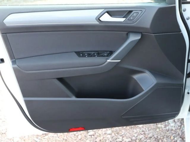 Volkswagen Touran 1.5 TSI DSG