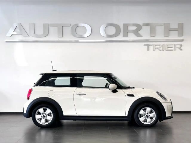 MINI One One AUTOM. NAVI LED PANO SPORTSITZ DIG.TACHO SHZ