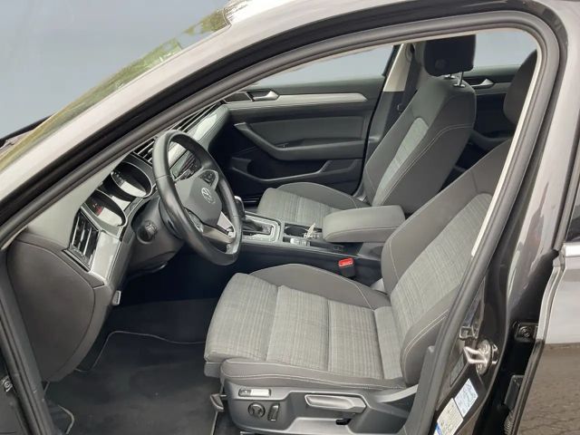Volkswagen Passat 2.0 TDI Business DSG Variant