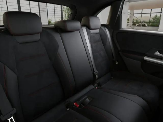 Mercedes-Benz B 200 AMG Line