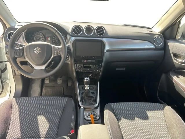 Suzuki Vitara AllGrip Hybrid Shine