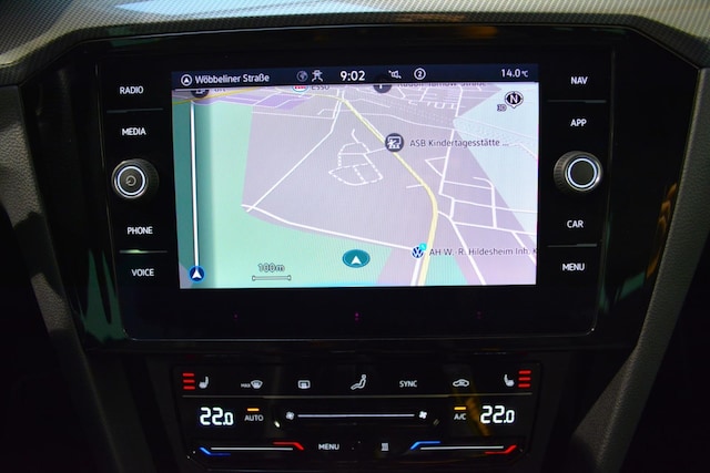 Volkswagen Passat Business DSG R-Line Variant