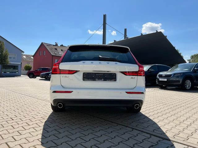 Volvo V60 Momentum