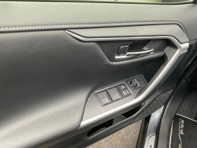 Toyota RAV4 4x2 Hybride Team D