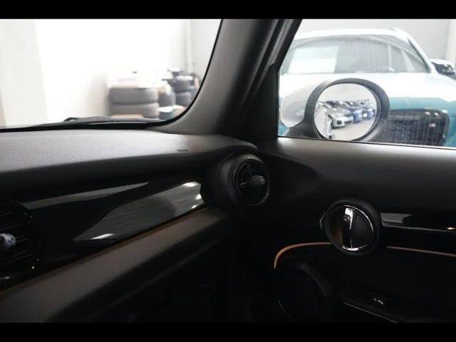 MINI Cooper AUTOMAAT - NAVI - LED