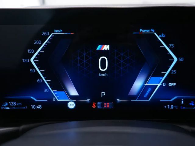 BMW 320 320e M-Sport xDrive