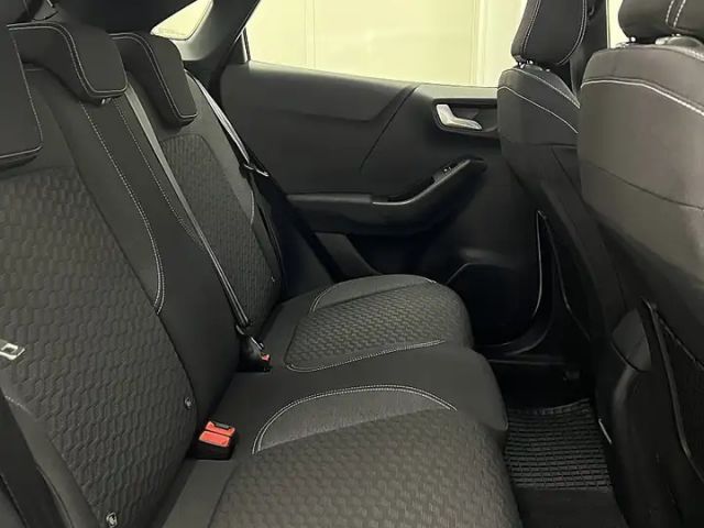 Ford Puma EcoBoost Titanium