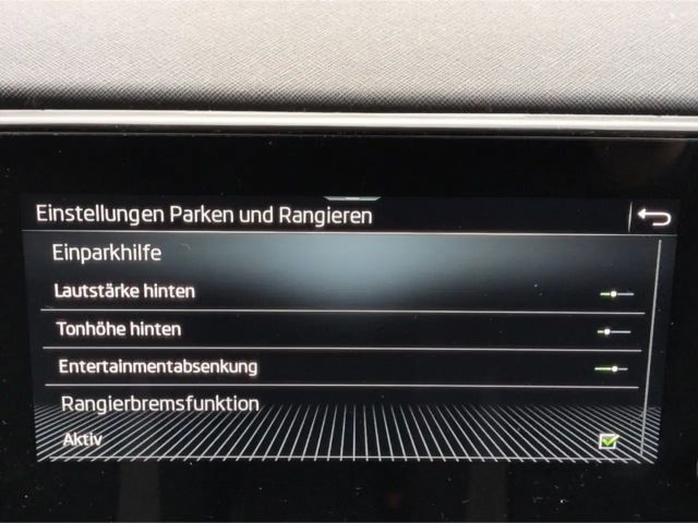 Skoda Scala Essence TSI*DSG AHK LED SHZ Tempo digCockp