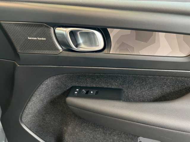 Volvo XC40 Dark Ultimate