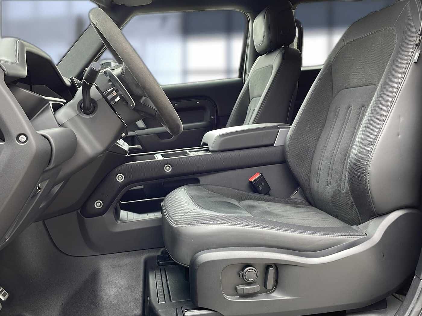 Land Rover Defender 90