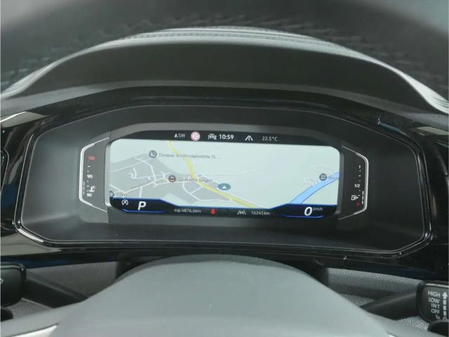 Volkswagen T-Roc 1.5 TSI DSG R-Line Style