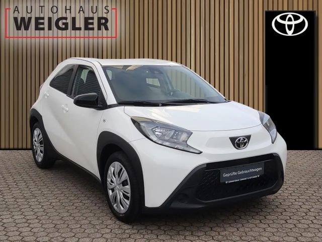 Toyota Aygo X Hatchback Play X-play