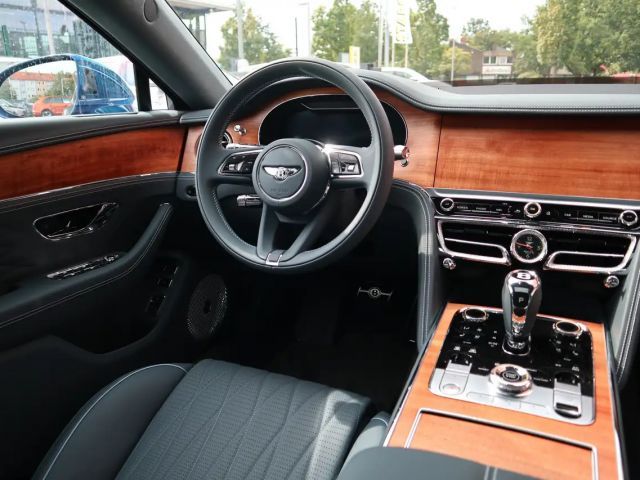 Bentley Flying Spur Hybrid