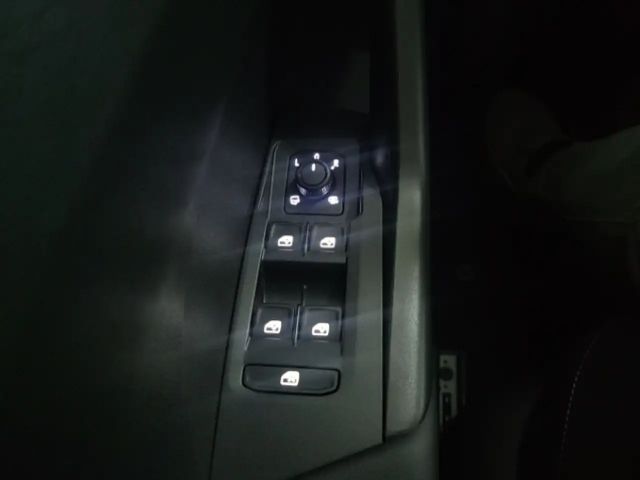 Volkswagen T-Cross IQ.Drive Life