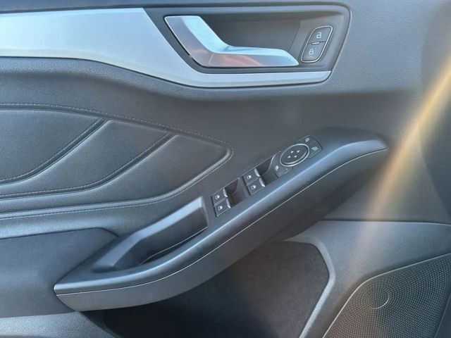 Ford Focus Cool & Connect EcoBoost