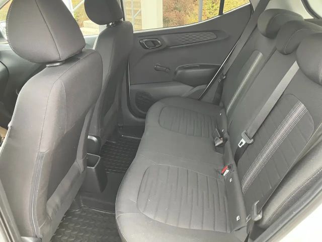 Hyundai i10 i Line Plus 1,0 MT