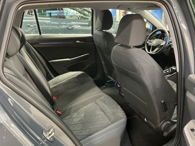 Volkswagen Golf DSG Golf VIII Style Variant