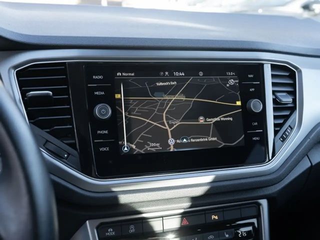 Volkswagen T-Roc Active TSI AHK NAV ACC el. Heckklap.