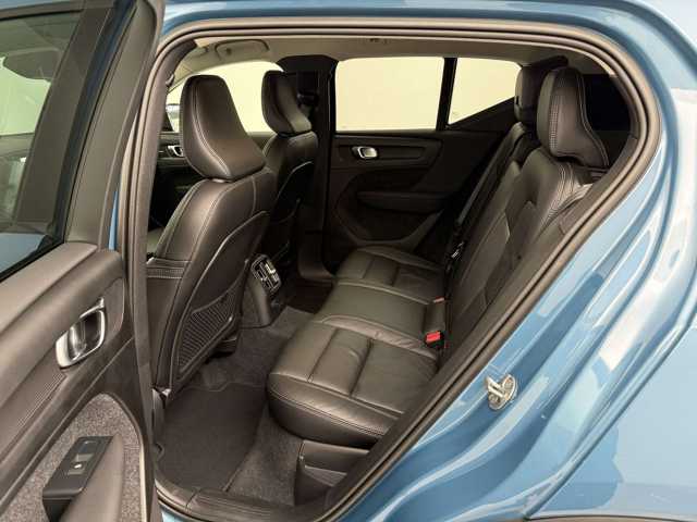 Volvo XC40 Dark Plus Recharge T5