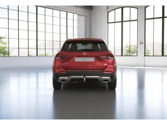 Mercedes-Benz GLA 180 Progressive