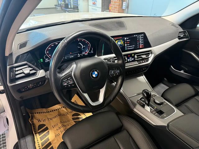 BMW 318 318d Touring