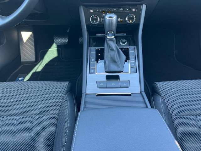 Skoda Superb 2.0 TDI Combi Style Style