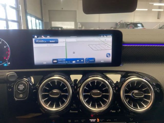 Mercedes-Benz CLA 180 CLA