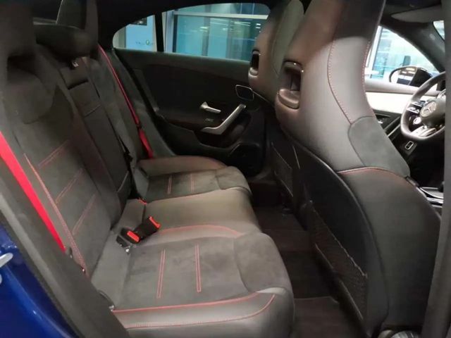 Mercedes-Benz CLA 35 AMG 4MATIC AMG Line Coupé