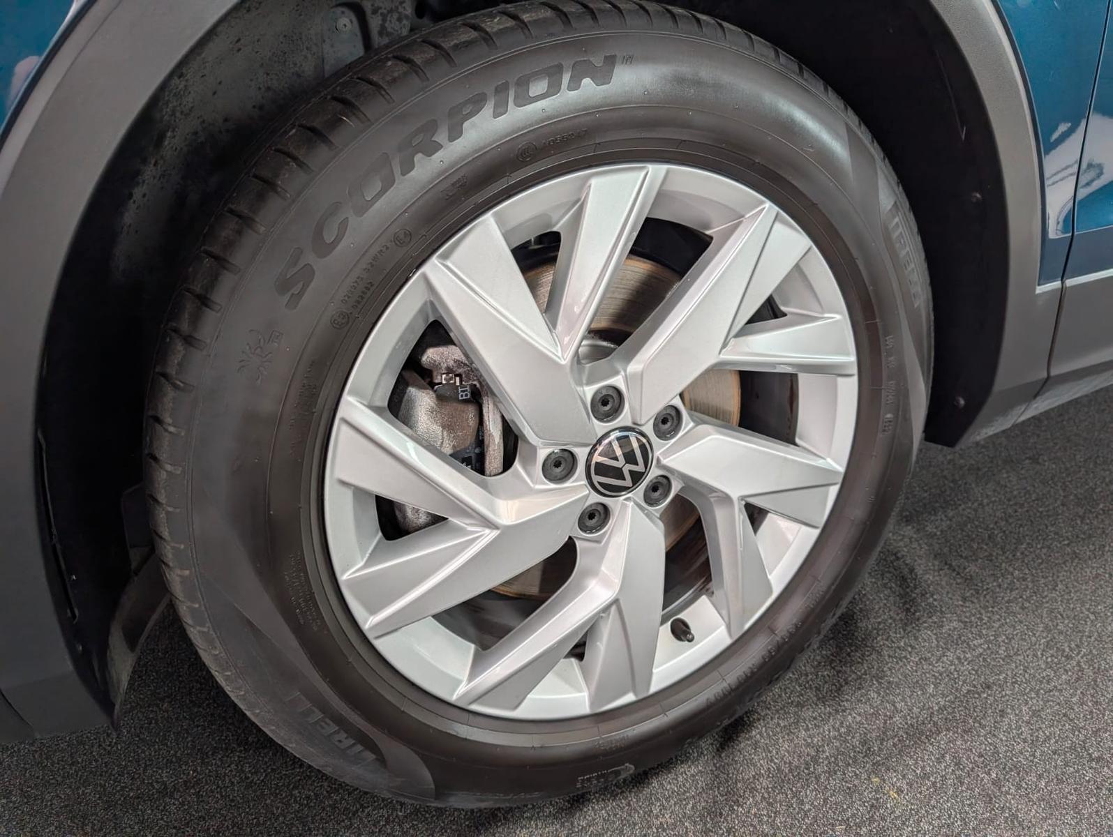 Volkswagen Tiguan 1.4eHybrid"ELEGANCE ACC Rear Ergo LED