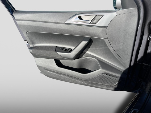 Volkswagen Polo 1.0 TSI DSG R-Line