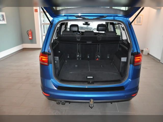 Volkswagen Touran 2.0 TDI Highline R-Line