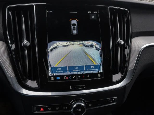 Volvo V60 Cross Country AWD Plus