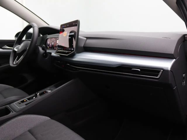 Volkswagen Golf 1.5 eTSI DSG Golf VIII