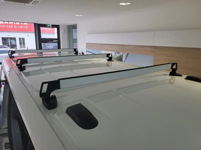 Volkswagen Transporter Lang T7