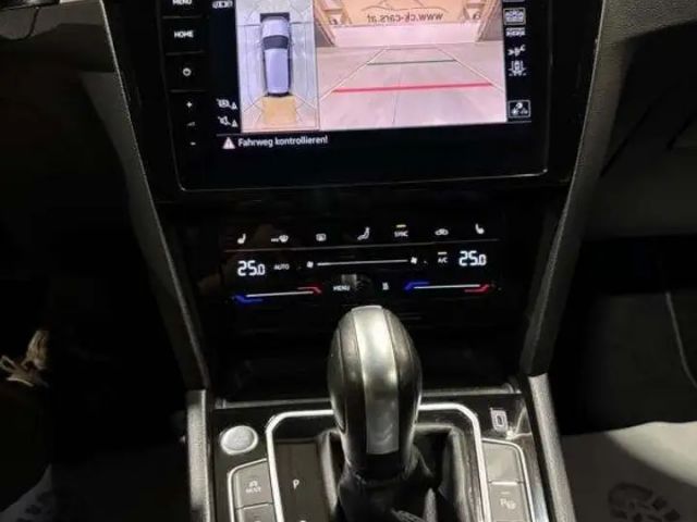 Volkswagen Passat Elegance Elegance