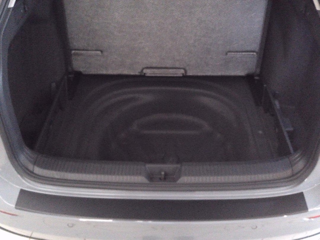 Volkswagen Golf Life Variant