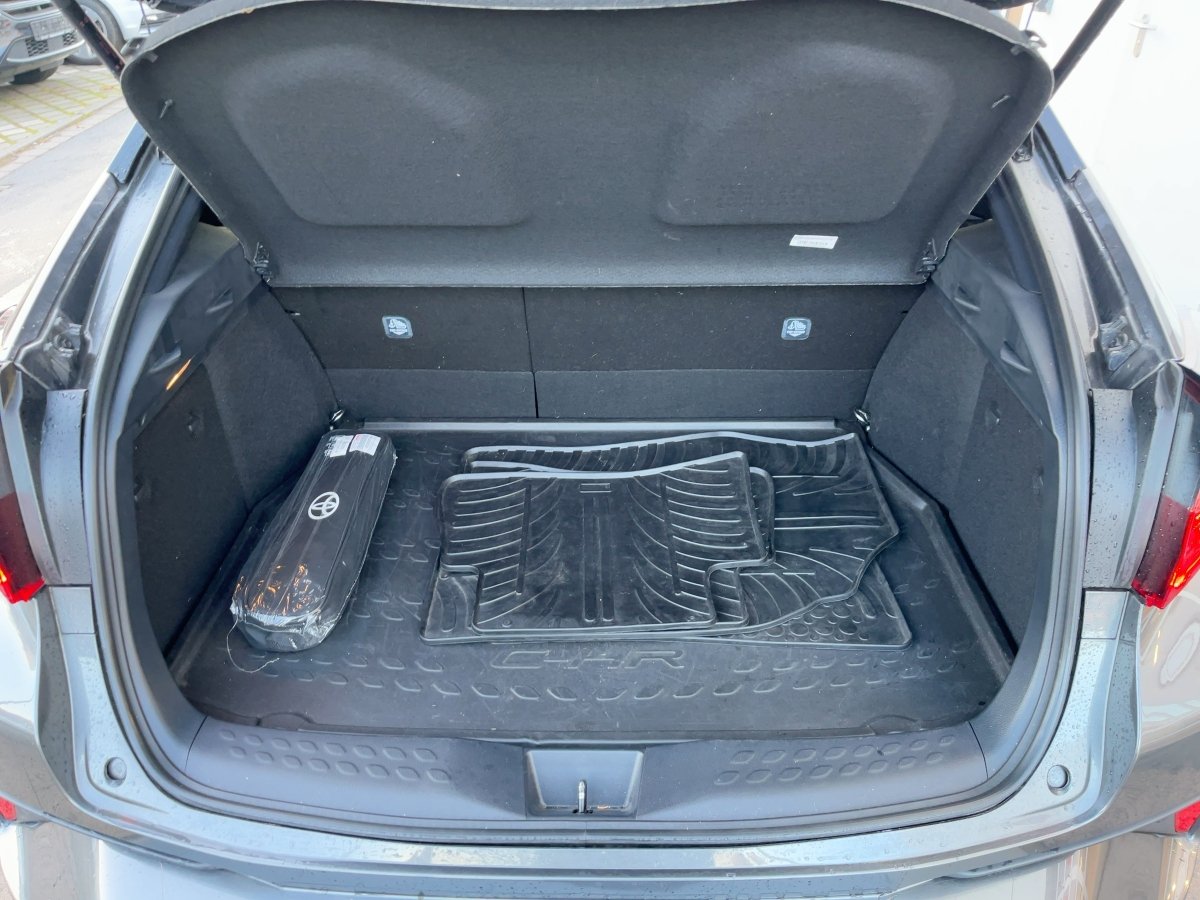 Toyota C-HR 5-deurs Team D