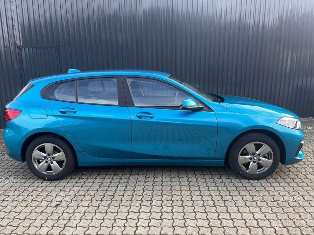 BMW 116 116i 5-deurs Sedan