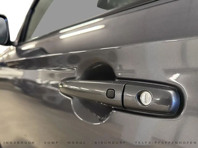 Suzuki Swift Flash Hybrid