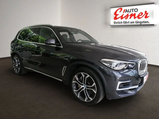 BMW X5 xDrive45e