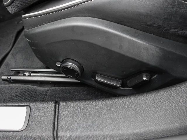 Volvo V60 Cross Country AWD Plus