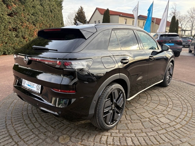 Volkswagen T-Roc 1.5 eTSI DSG R-Line