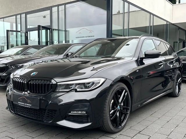 BMW 330 330d M-Sport Touring xDrive