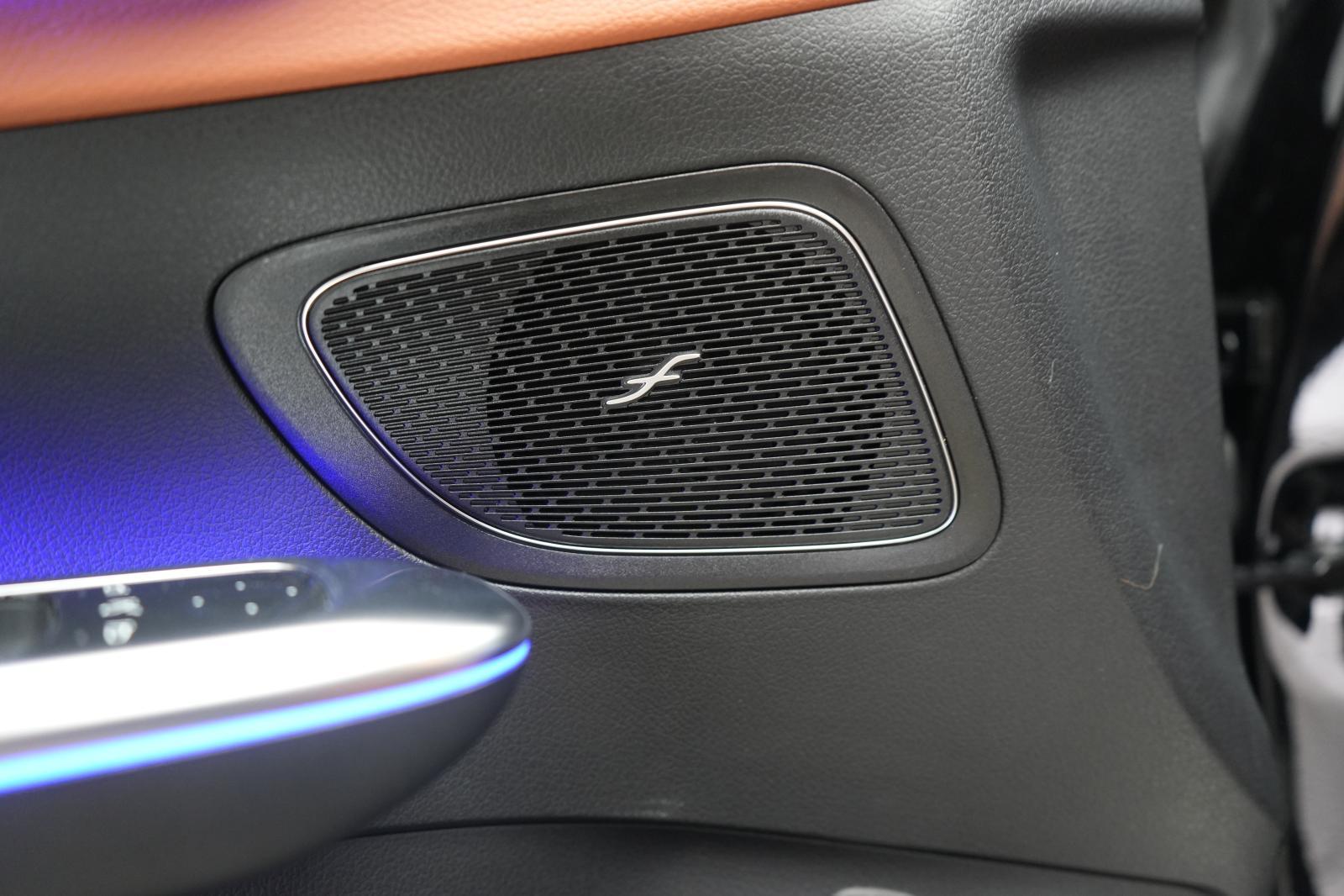 Mercedes-Benz C 220 AMG Line C 220 d Sedan