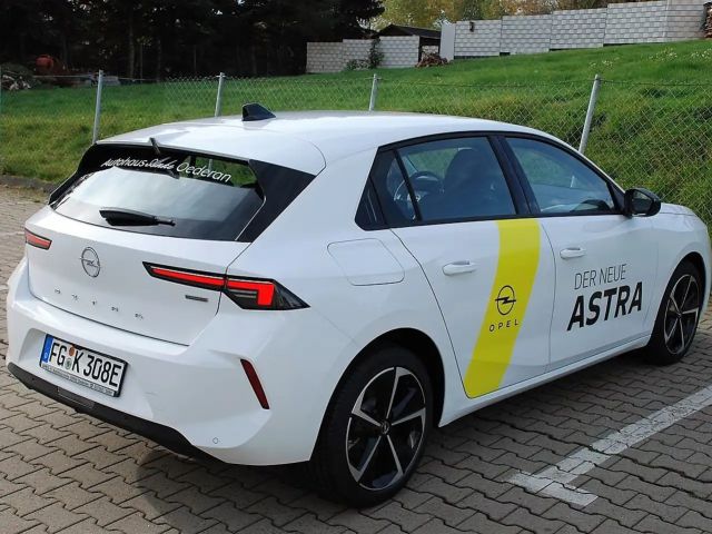 Opel Astra Hybrid Innovation