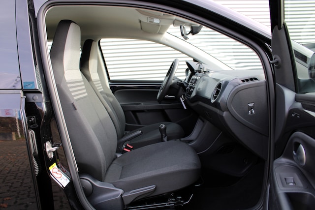 Volkswagen up! 1.0 RFK GRA PDC 4Season DAB+