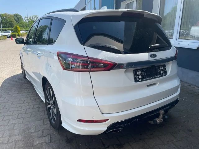 Ford S-Max ST Line