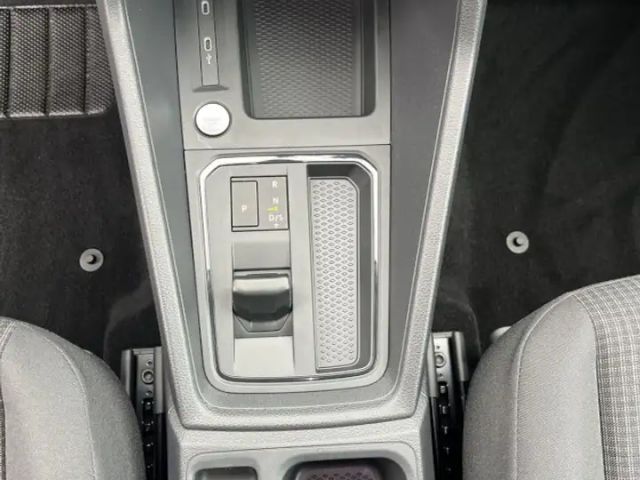 Volkswagen Caddy 1.5 TSI Combi DSG Maxi